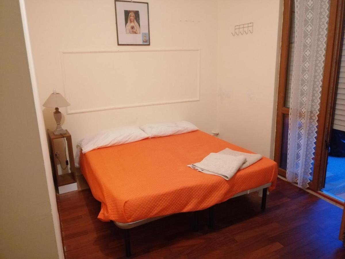 Casa Vacanze Via San Pardo มาเตรา ภายนอก รูปภาพ